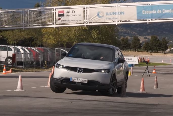 2020 Mazda MX-30 Geyik Testi Yayınlandı