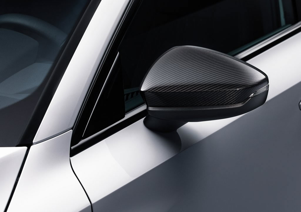 2021 Audi A3 Sportback 45 TFSI e 0-100 km/s