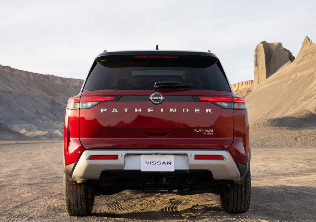 2022 Yeni Kasa Nissan Pathfinder Fotoğrafları