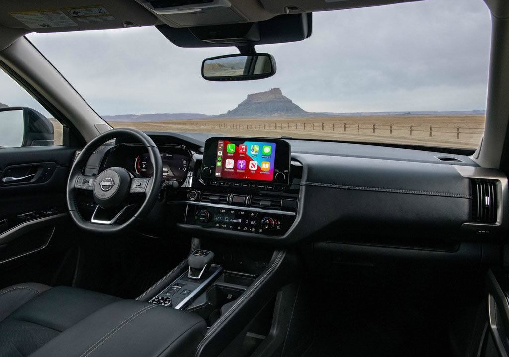 2022 Yeni Kasa Nissan Pathfinder İçi