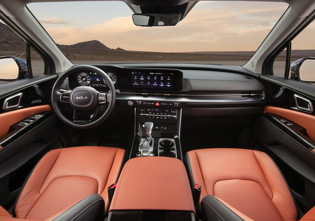 2022 Yeni Kia Carnival Kokpiti
