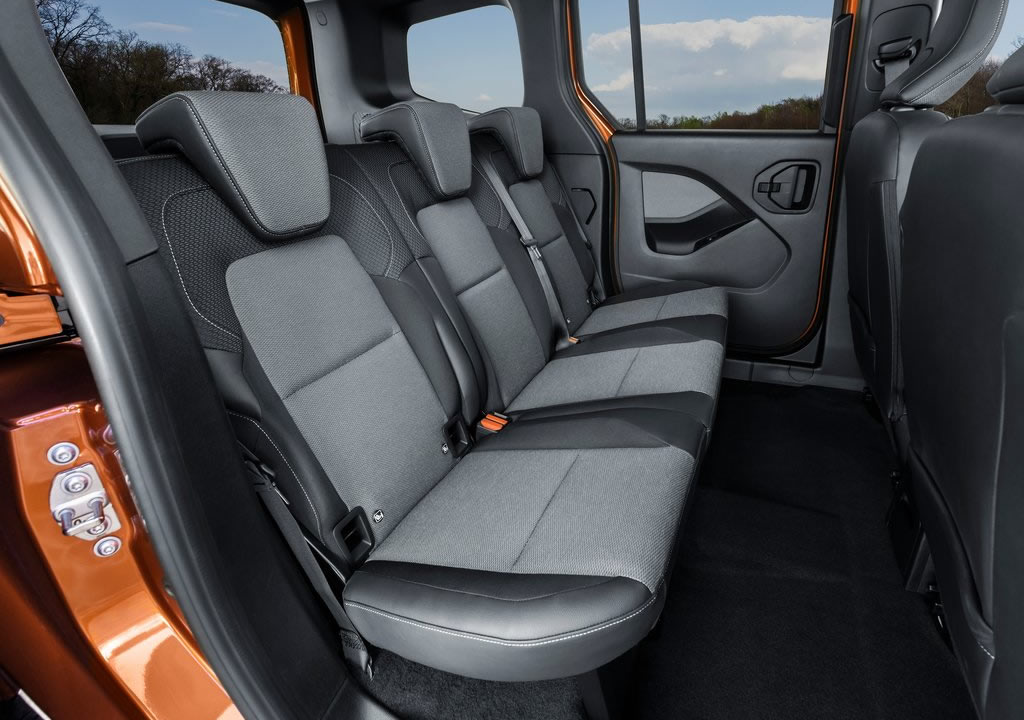 Yeni Renault Kangoo 3 Arkası