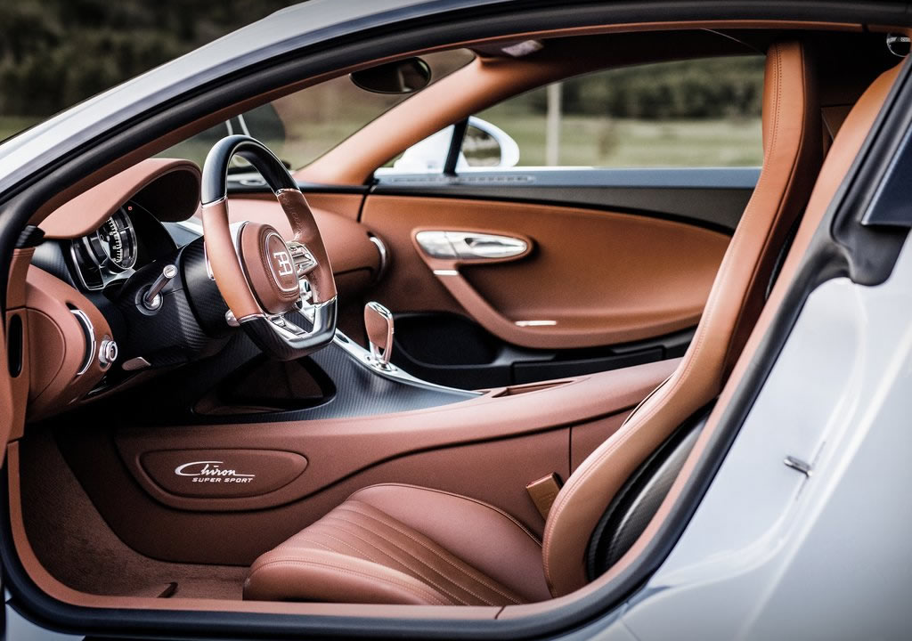 2022 Bugatti Chiron Super Sport İçi