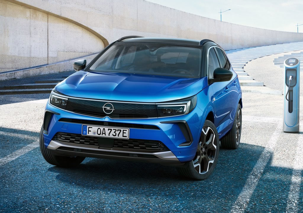 Makyajlı 2022 Opel Grandland Tanıtıldı