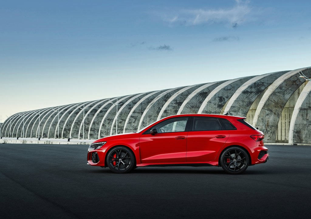 2022 Yeni Kasa Audi RS3 Türkiye
