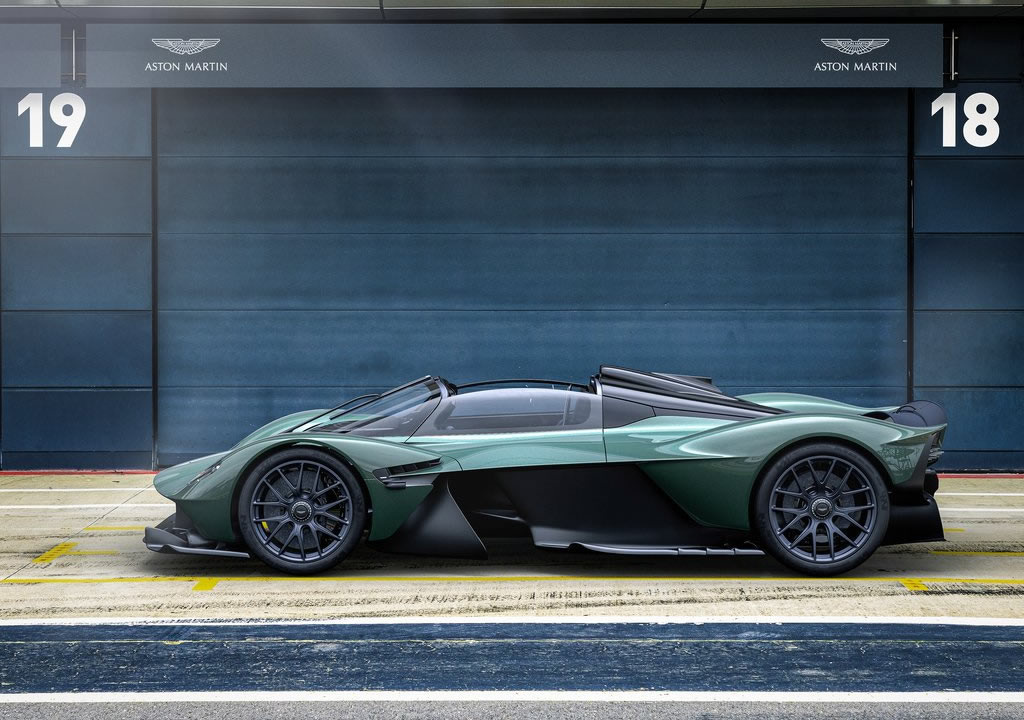 2022 Aston Martin Valkyrie Spider Teknik Özellikleri