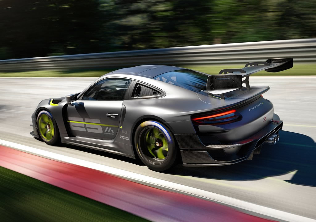2022 Porsche 911 GT2 RS Clubsport 25 Fotoğrafları