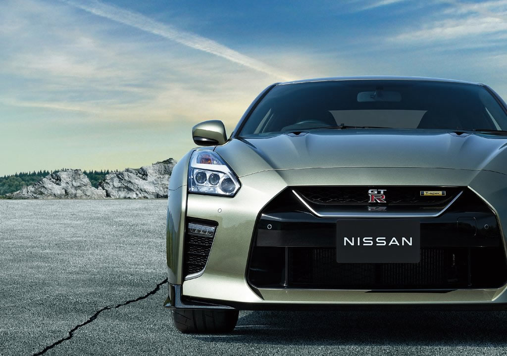 2022 Yeni Nissan GT-R T-spec Donanımları