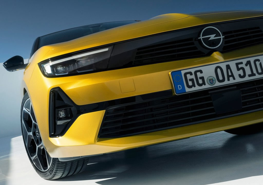 2022 Yeni Kasa Opel Astra L Fotoğrafları