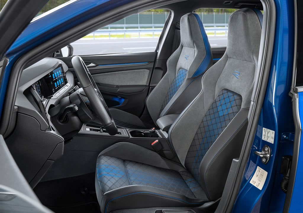 Yeni Volkswagen Golf R Estate