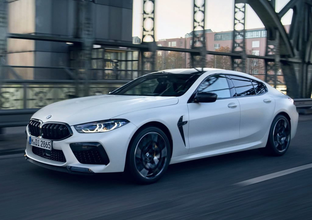 Makyajlı 2023 BMW M8 Competition Gran Coupe Özellikleri