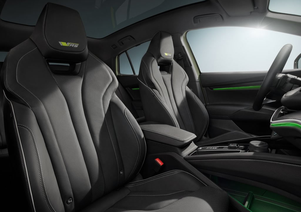2022 Skoda Enyaq Coupe RS iV İçi