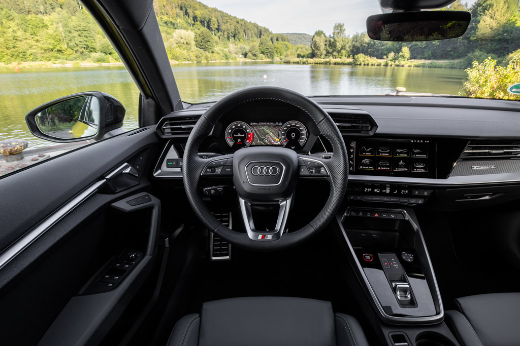 2022 Yeni Kasa Audi S3 Kokpiti