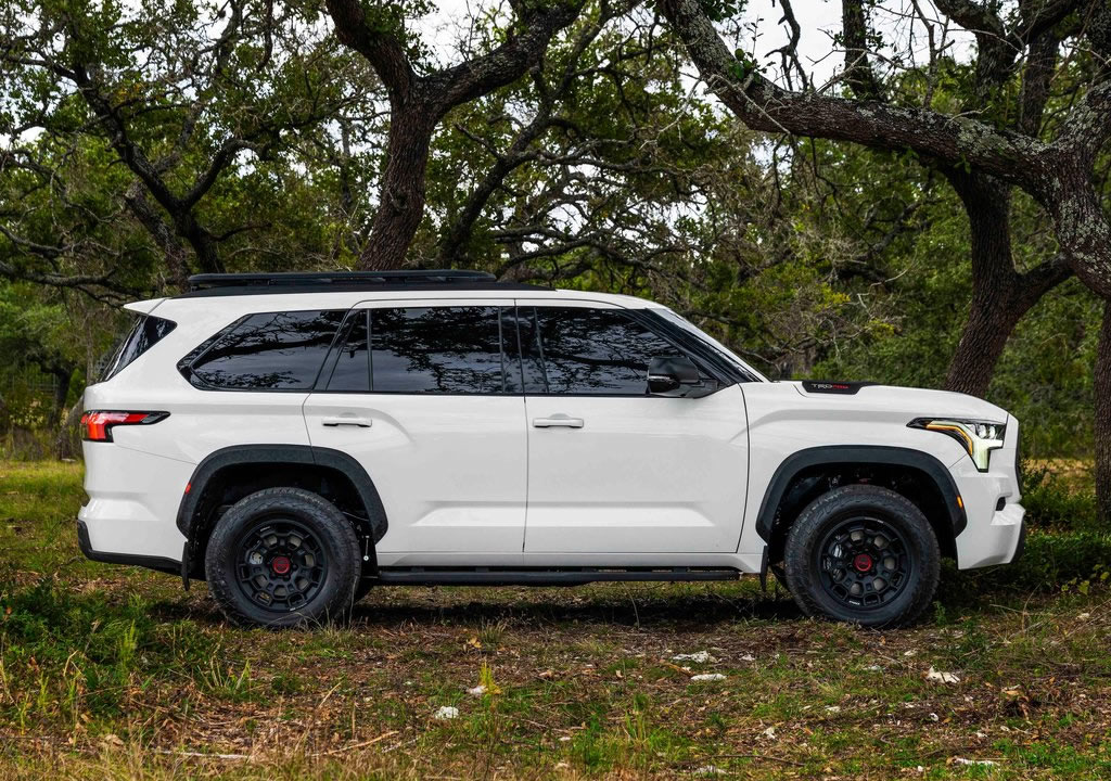 2023 Yeni Toyota Sequoia