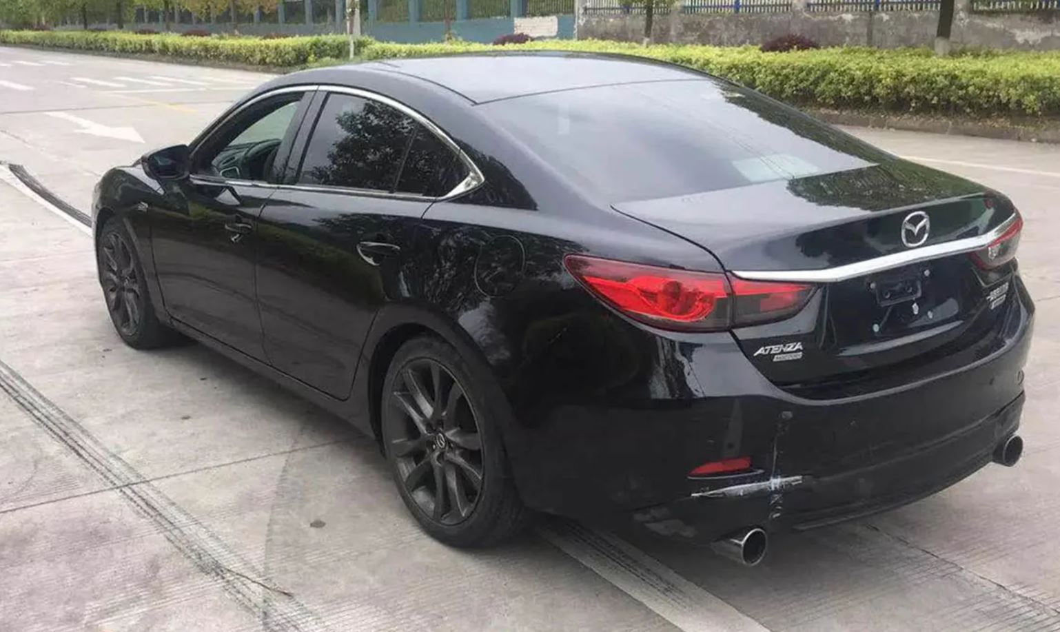 Bu Mazda6, Arkadan İtişli ve 290 Beygir!