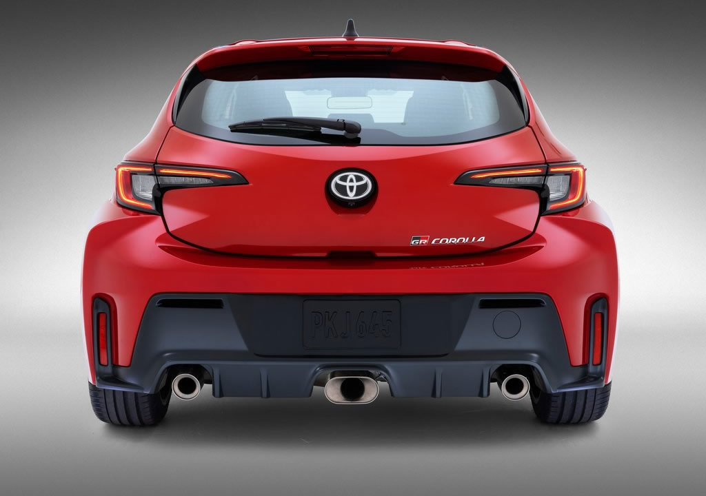 2023 Toyota GR Corolla Fotoğrafları