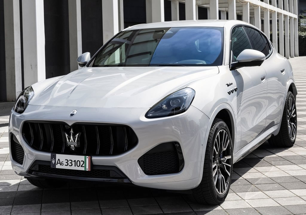 Yeni Maserati Grecale