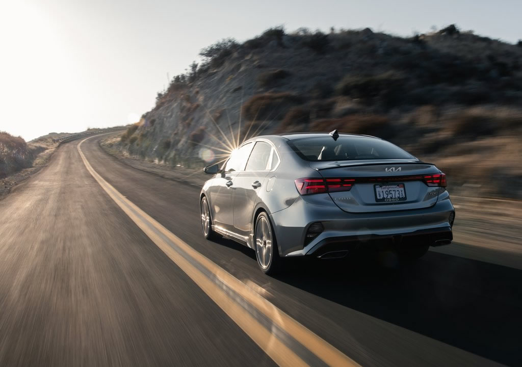 2022 Yeni Kasa Kia Cerato Türkiye Fiyatı