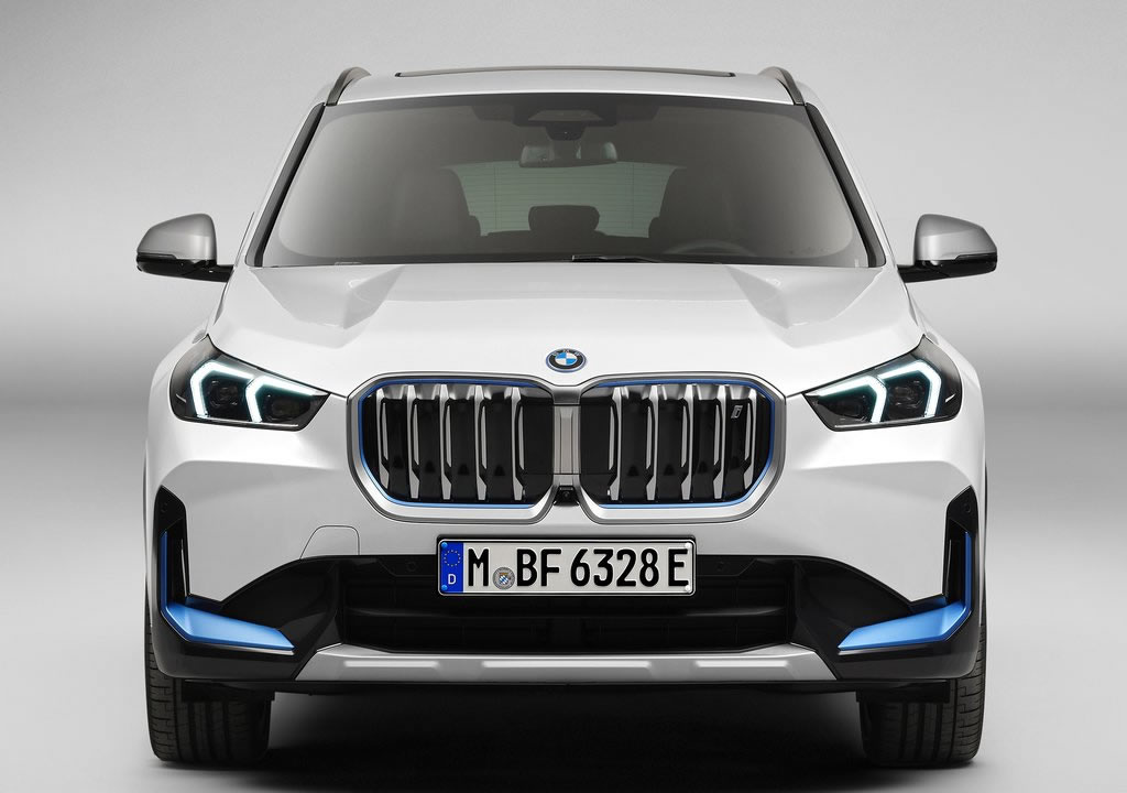 Elektrikli BMW iX1 Fotoğrafları