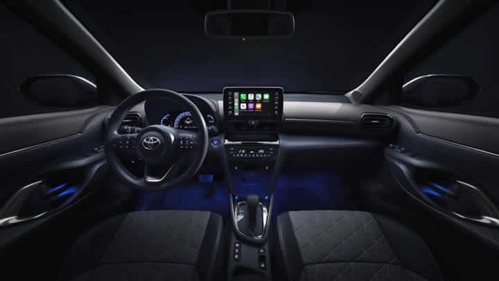 Yeni Toyota Yaris Cross Hibrit Kokpiti