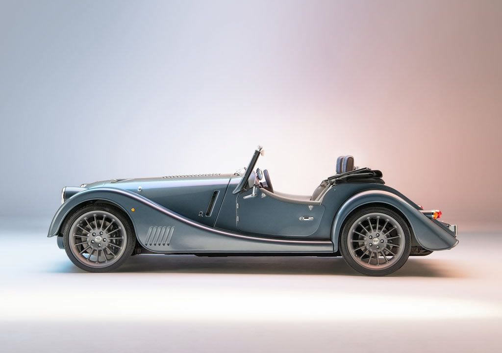2023 Yeni Morgan Plus Six