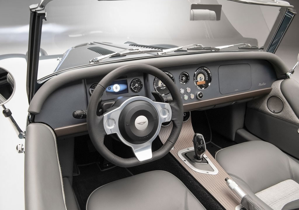 2023 Yeni Morgan Plus Six Donanımları
