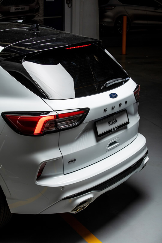 2023 Yeni Ford Kuga ST-Line Black Package Donanımları
