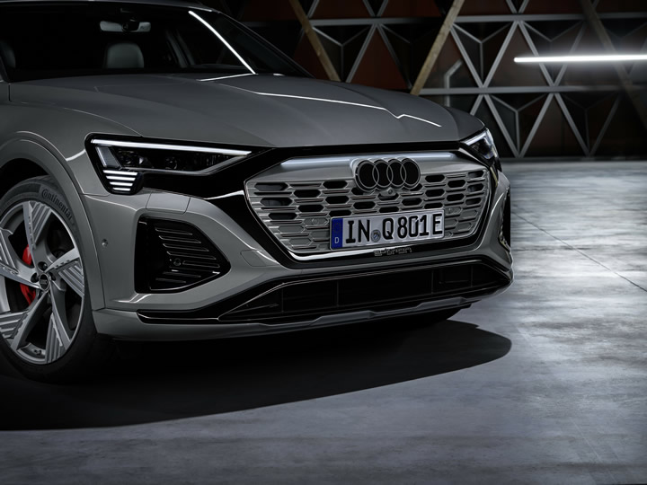 Audi'de Logo Değişimi
