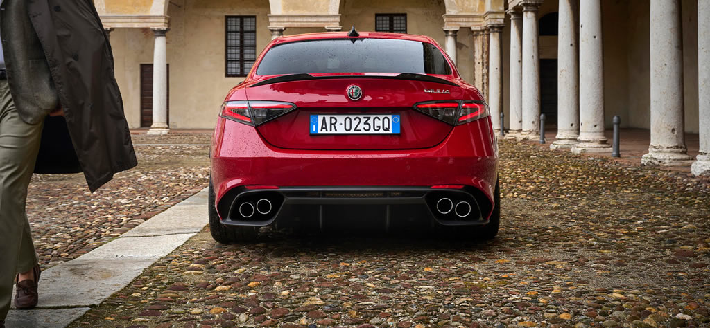 Yeni Alfa Romeo Giulia QV Türkiye Fiyatı