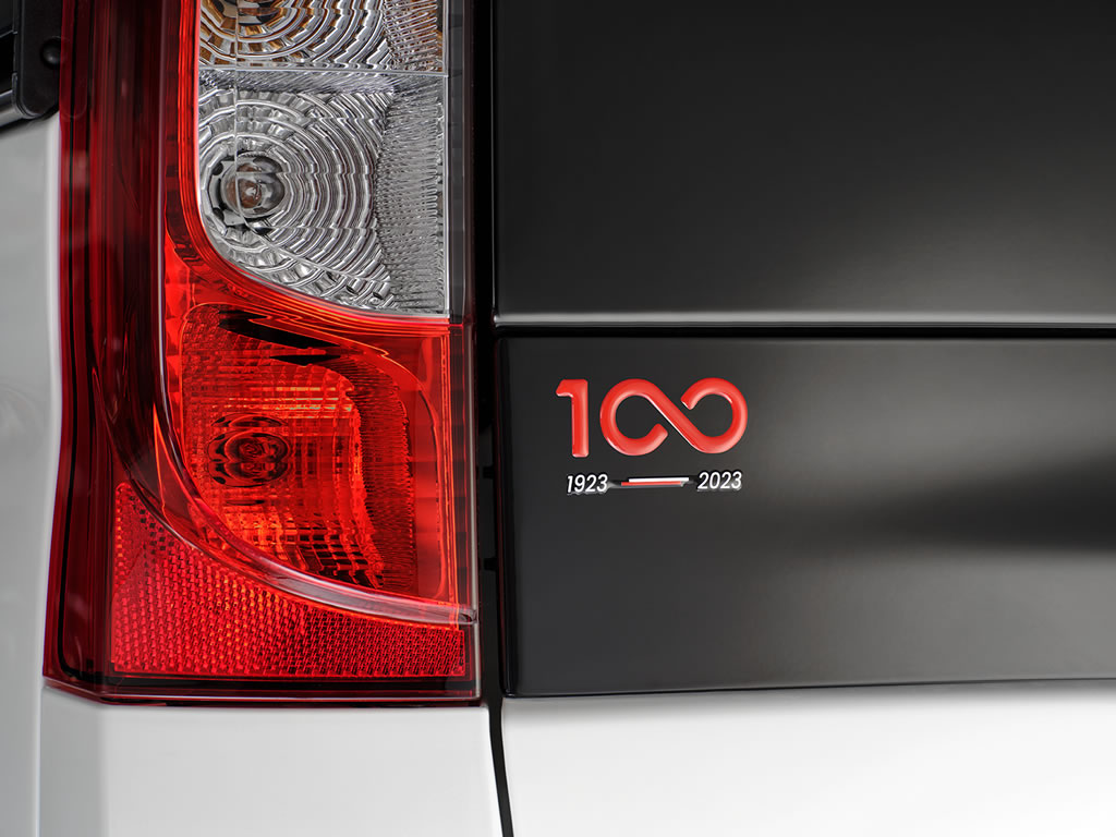 Yeni Fiat Fiorino 100. Yıl Özel Serisi
