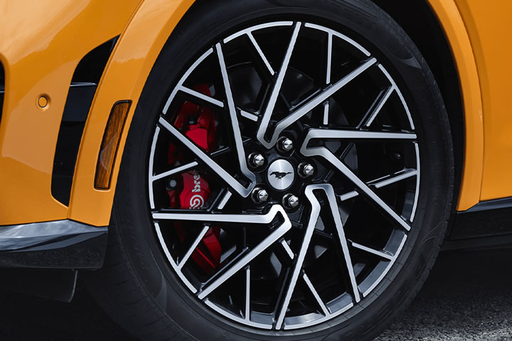 Yeni Ford Mustang Mach-E GT Donanımları