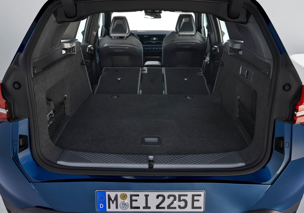 Yeni BMW X3 (G45) Bagaj Alanı