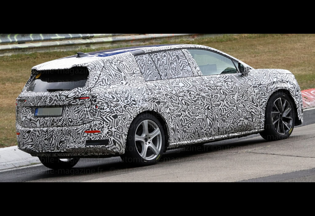 Skoda Kodiaq Elektrikli 7 Koltuklu SUV Modeli