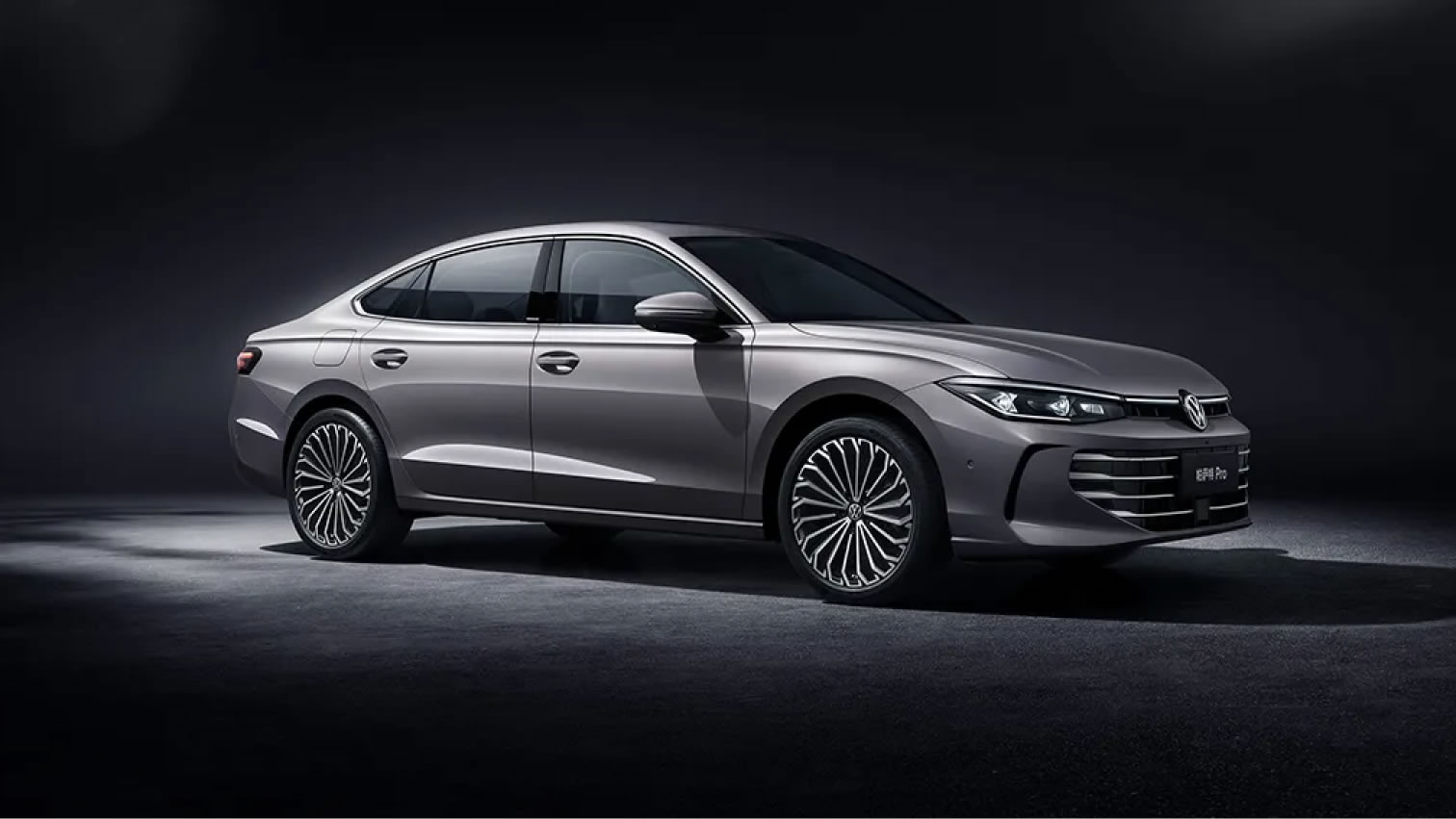 Yeni Kasa Passat Sedan B9 Türkiye'ye Gelecek Mi?
