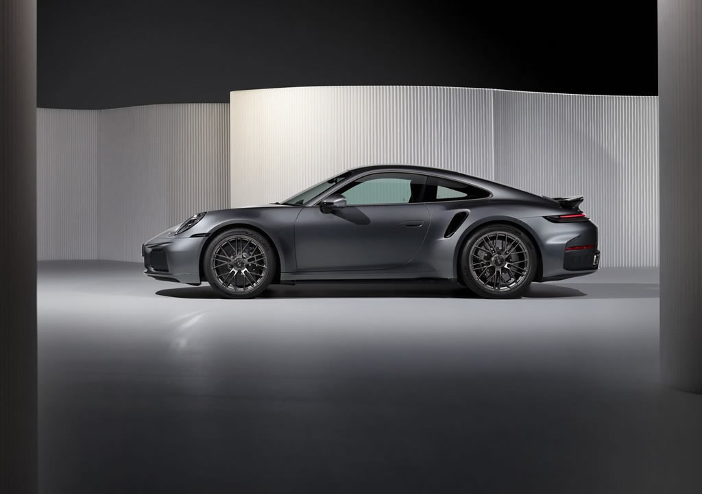 Makyajlı Porsche 911 (992.2) Turbo S Özellikleri