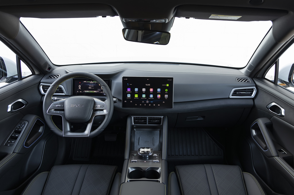 Yeni BYD ATTO 2 Kokpiti