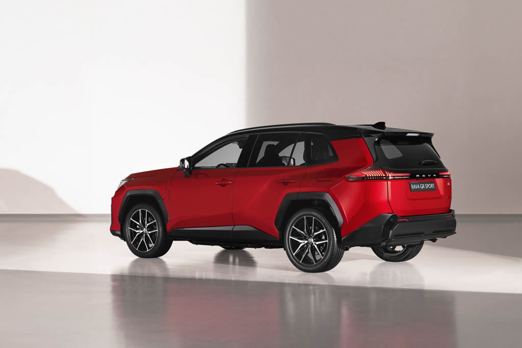 Toyota RAV4 Plug-in Hybrid Ev Şarj Etme
