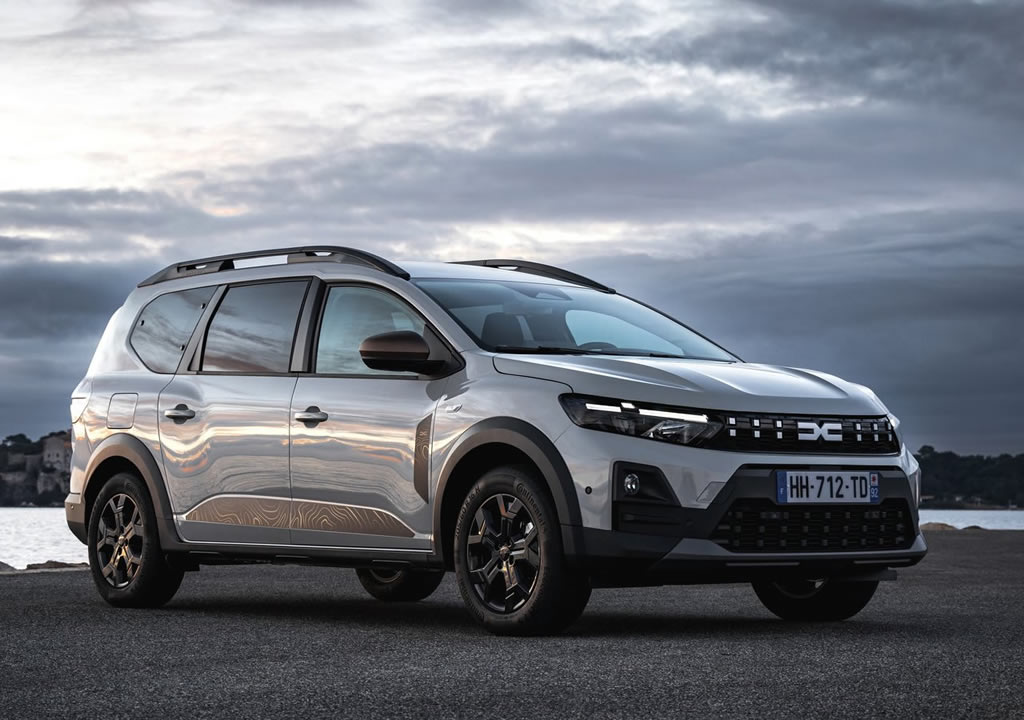 1.8 Litre Motorlu Yeni Dacia Jogger