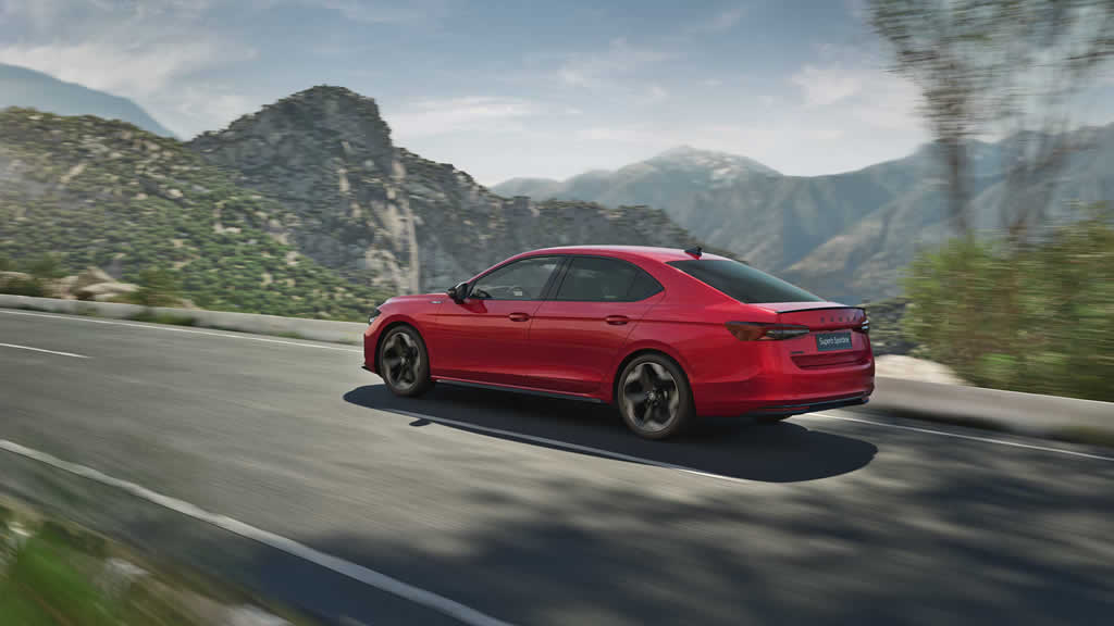 2026 Yeni Skoda Superb Sportline Fiyatı