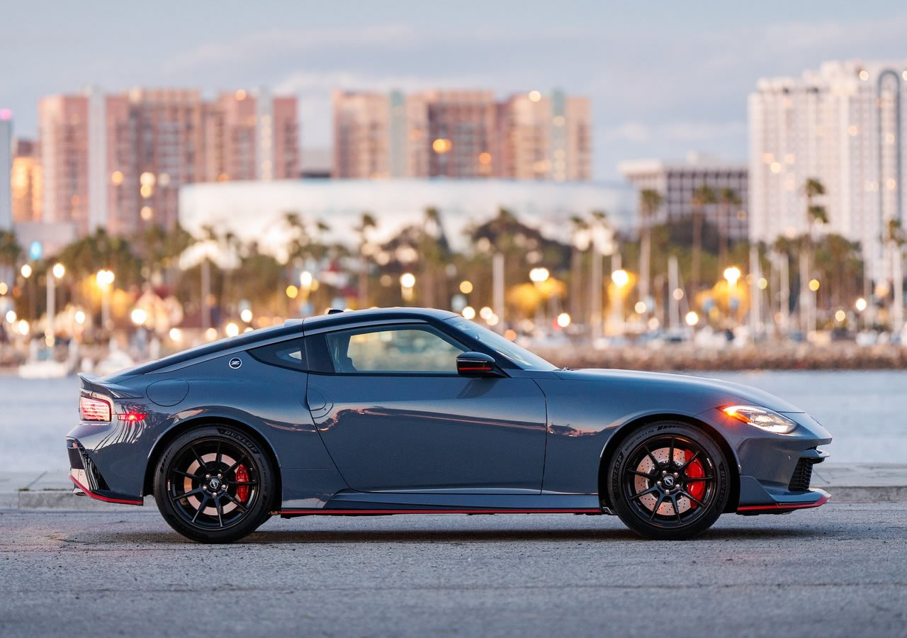 Manuel Vitesli 2027 Nissan Z Nismo