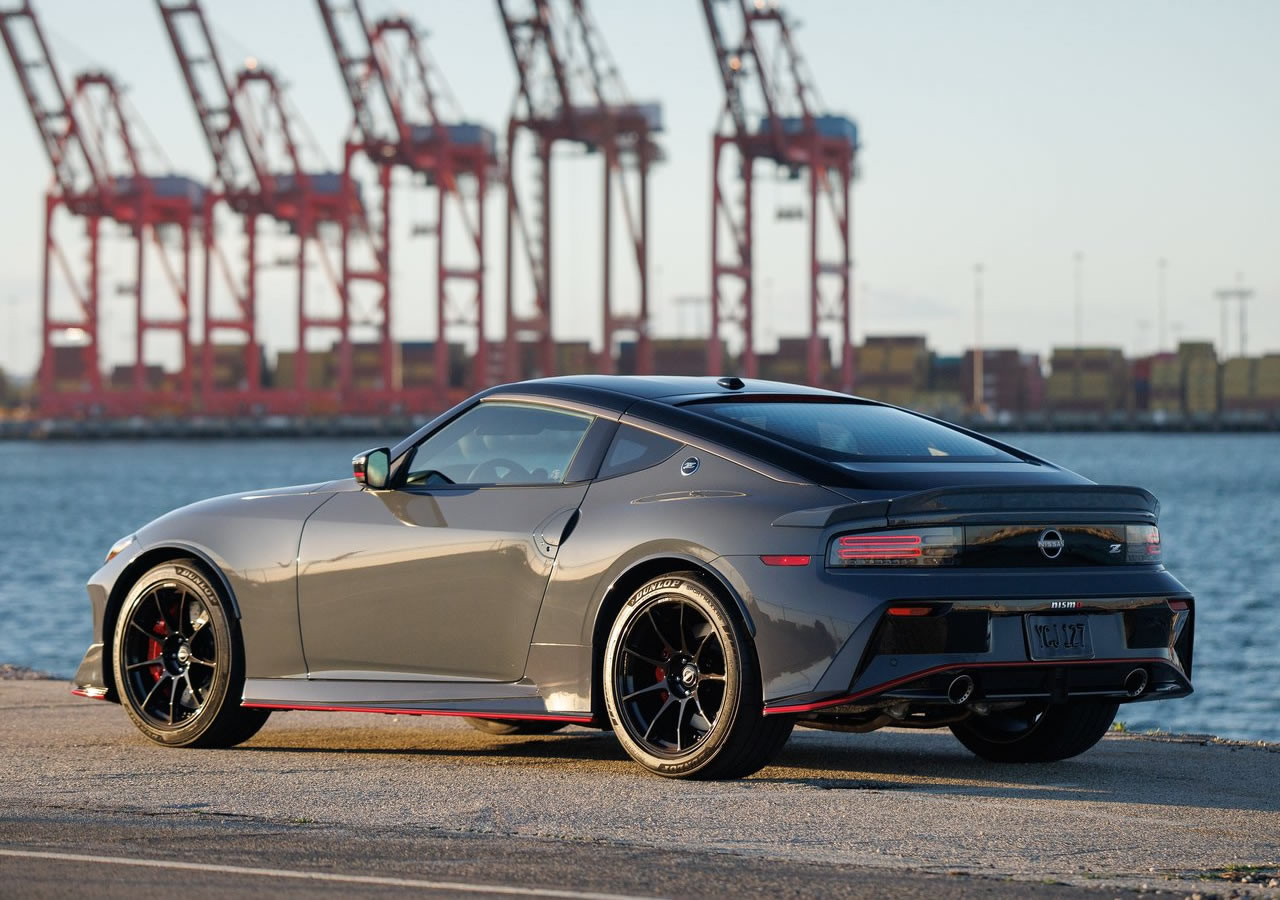 Manuel Vitesli 2027 Nissan Z Nismo Özellikleri ile Tanıtıldı