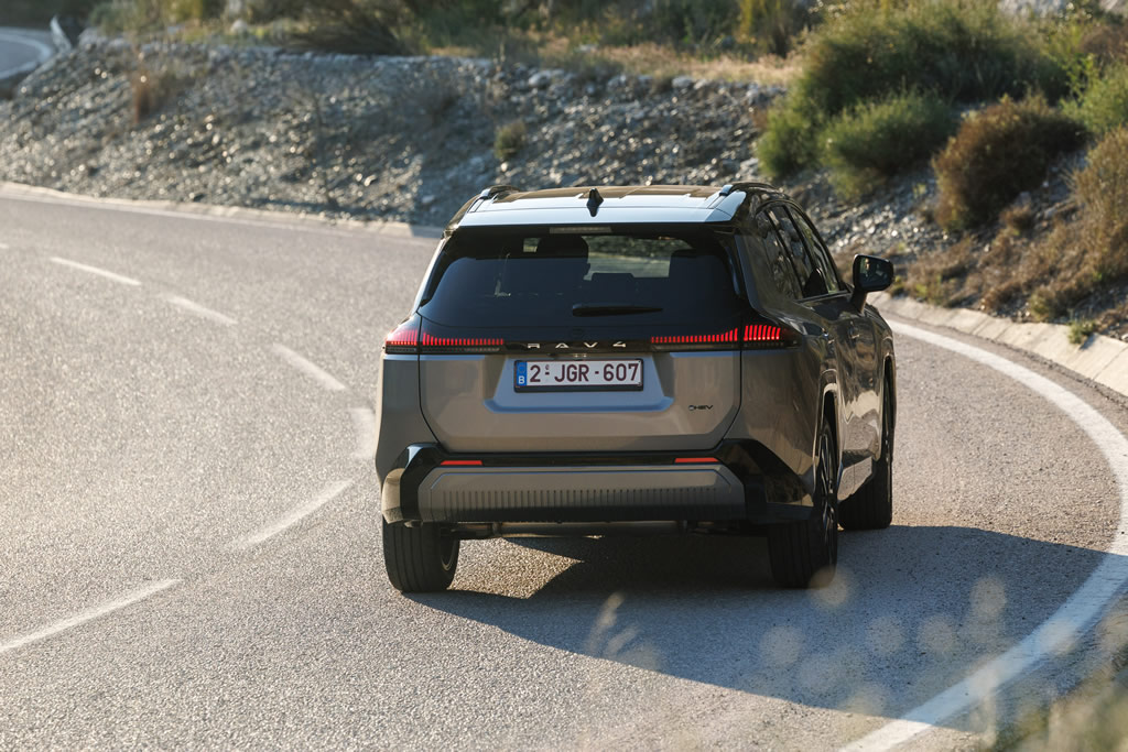 2027 Yeni Toyota RAV4