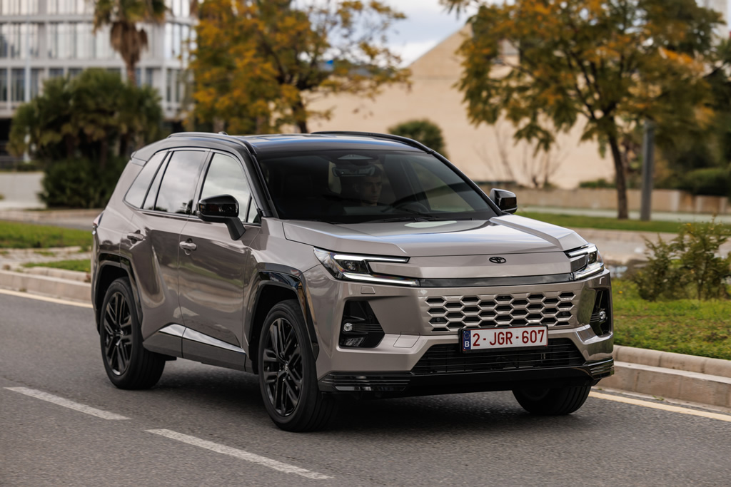 2027 Yeni Toyota RAV4