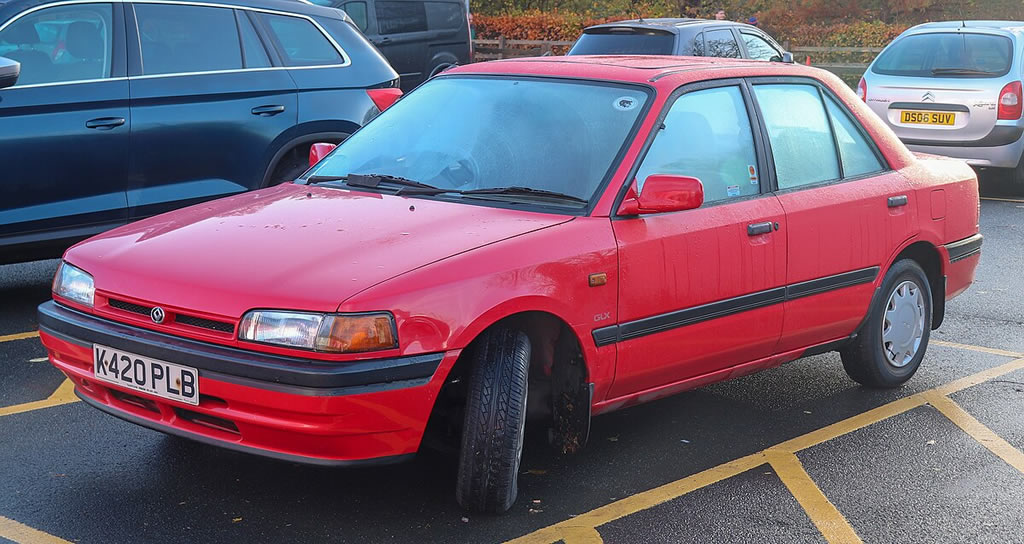 Mazda 323 Sedan