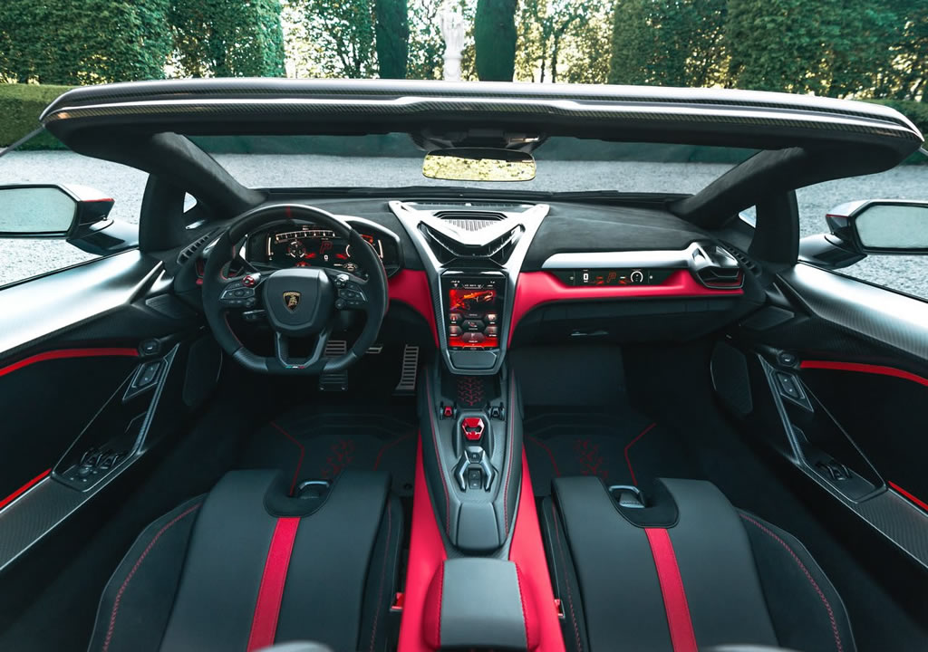 Lamborghini Fenomeno Roadster Kokpiti
