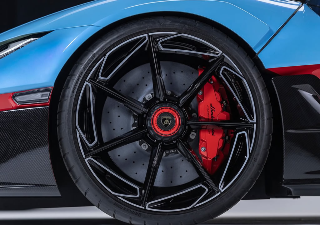 Lamborghini Fenomeno Roadster