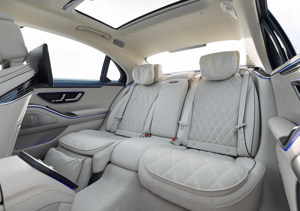 Makyajlı Mercedes S-Serisi
