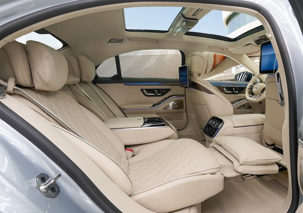 Makyajlı Mercedes S-Serisi