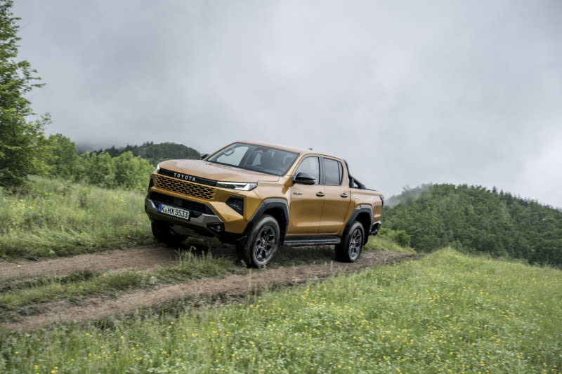 2027 Yeni Kasa Toyota Hilux Teknik Özellikleri ve Donanımları