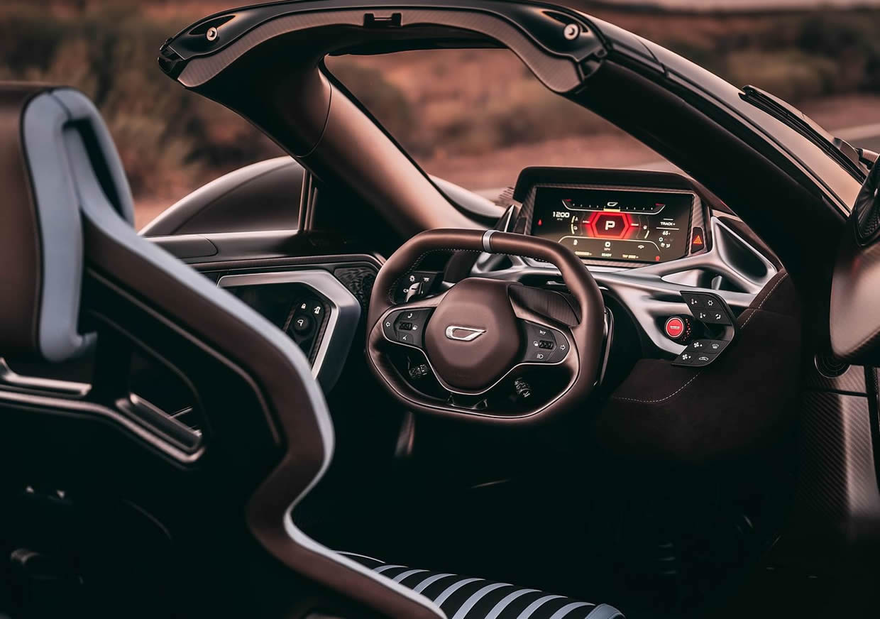 2027 Czinger 21C Spyder Kokpiti